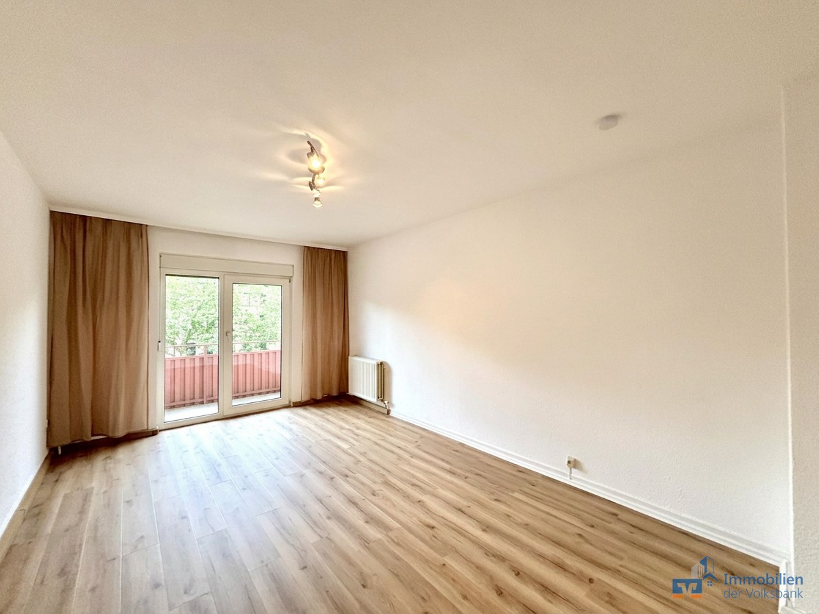 Modernisierte 2-ZKB mit Einzelgarage & Balkon nahe KIT – Karlsruhe-Innenstadt-Ost - ab sofort
