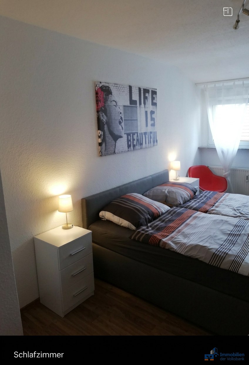Schöne 2 Zi. WHG vollmöbliert mit Balkon und Stellplatz